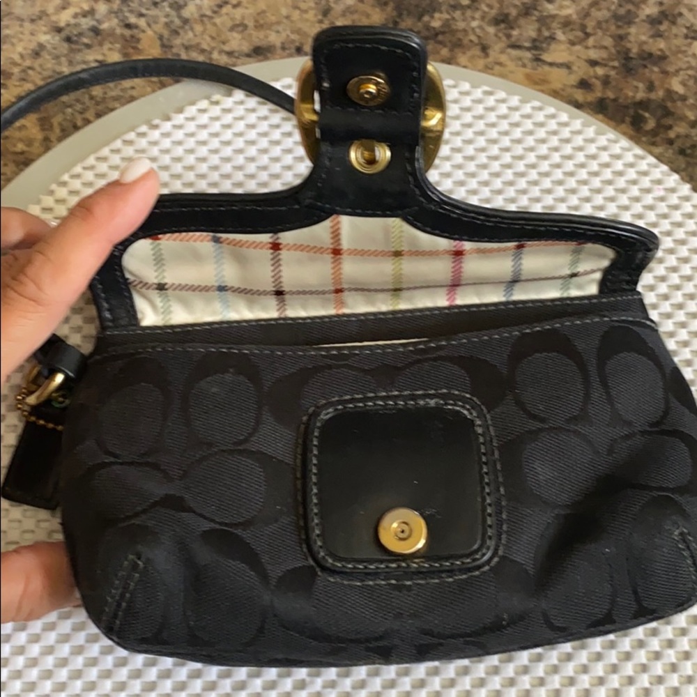 Coach Bleecker Leather Flap Wristlet - Picture 4 of 4